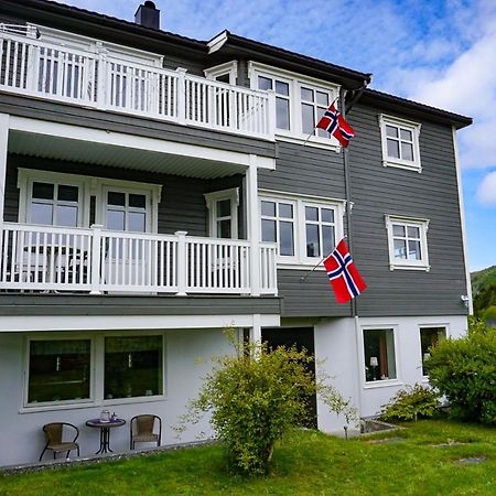 Ola Bua Near The Atlantic Road Apartment Lyngstad Екстериор снимка