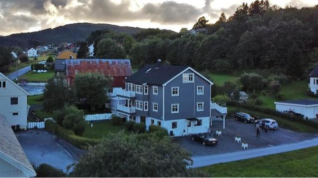 Ola Bua Near The Atlantic Road Apartment Lyngstad Екстериор снимка