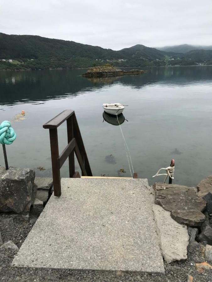 Ola Bua Near The Atlantic Road Apartment Lyngstad Екстериор снимка